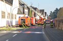 Feuer 3 Dachstuhlbrand Koeln Rath Heumar Gut Maarhausen Eilerstr P021